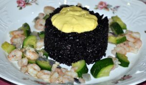 riso venere con crema di zafferano gamberetti e zucchine2