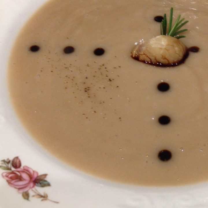 Vellutata di castagne con aceto tradizionale di Modena