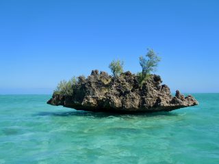 Crystal Rock, nei pressi dell'isola di Benitiers