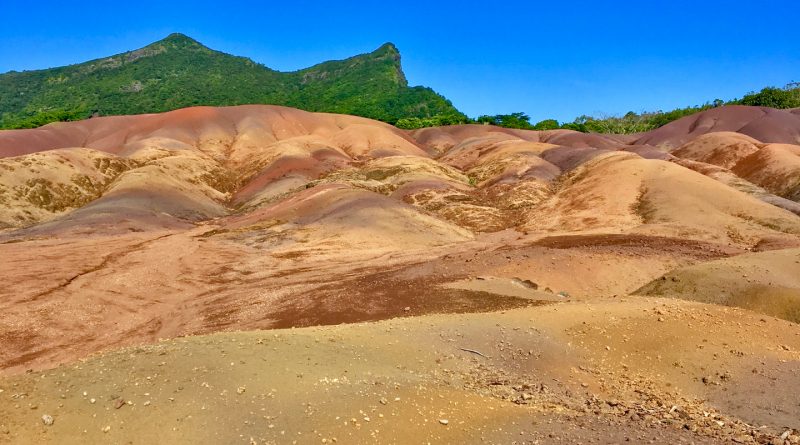 La "Terre dei sette colori" a Chamarel