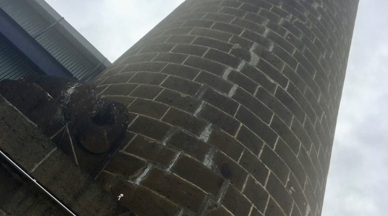 Vecchia ciminiera dello zuccherificio